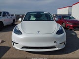 Tesla Model Y Long Range Dual Motor All-Wheel Drive 7SAYGDEE9RA267064 fotografie