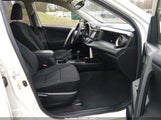 Toyota Rav4 Le JTMZFREV5GJ060889 снимка