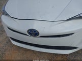 Toyota Prius Three Touring JTDKARFU3J3057782 снимка