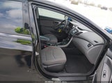 Hyundai Elantra Se KMHDH4AE2FU303001 снимка