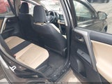 Toyota Rav4 Xle 2T3RFREV3GW512355 снимка