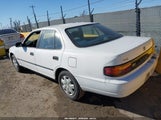 Toyota Camry Dlx JT2SK11E4N0021744 fotografie