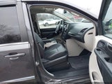Chrysler Town & Country Touring 2C4RC1BG0FR589970 fotografie