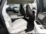 Lincoln Navigator Black Label L 5LMJJ3TG1PEL16296 fotografie