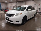 Toyota Sienna Le V6 8 Passenger 5TDKK3DCXDS333513 photo