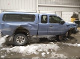 Toyota Tacoma Base V6 4TAWN72N4YZ612363 fotografie