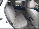 Nissan Rogue S JN8AS5MT8BW156744 fotografie
