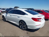 Honda Accord Hybrid Sport 1HGCV3F20NA018025 fotografie