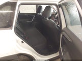 Toyota Rav4 Le 2T3G1RFV8NW261348 снимка