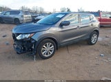 Nissan Rogue Sport S JN1BJ1CR6JW288243 снимка