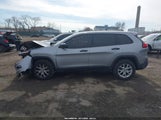 Jeep Cherokee Sport 1C4PJMAB9EW166539 снимка