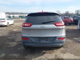 Jeep Cherokee Sport 1C4PJMAB9EW166539 снимка