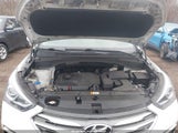 Hyundai Santa Fe Sport 2.4L 5NMZTDLB3JH106060 снимка