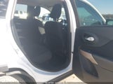 Jeep Cherokee Latitude 4X4 1C4PJMCB1HW608828 снимка