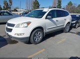 Chevrolet Traverse Ls 1GNKVFED9CJ200180 снимка