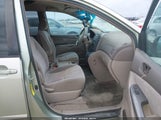 Toyota Sienna Le 5TDZA23C26S461910 снимка