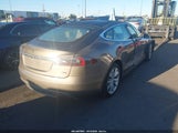 Tesla Model S 70D/85D/P85D 5YJSA1E26FF102550 fotografie