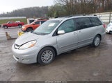 Toyota Sienna Limited 5TDZK22CX9S238100 photo