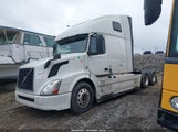 Volvo Vnl 4V4NC9EG0HN983353 снимка