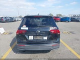 Volkswagen Tiguan 2.0T Se/2.0T Wolfsburg Edition 3VV3B7AX8RM059806 снимка