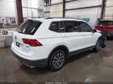 Volkswagen Tiguan 2.0T Se/2.0T Se R-Line Black/2.0T Sel 3VV2B7AX1LM036502 снимка