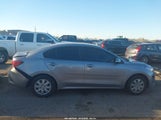 Kia Rio S 3KPA24AD6PE619694 снимка
