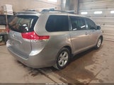 Toyota Sienna Le V6 5TDKK3DC9BS041932 снимка