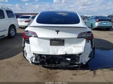 Tesla Model Y Performance Dual Motor All-Wheel Drive 7SAYGDEF6NF521156 photo