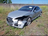 Tesla Model S 70D/85D/P85D 5YJSA1H23FF082494 fotografie