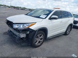 Toyota Highlander Le Plus V6 5TDZKRFH1FS059261 снимка