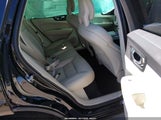 Volvo Xc60 T6 Momentum LYVA22RK7JB122325 fotografie