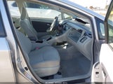 Toyota Prius Three JTDKN3DUXB5313197 снимка