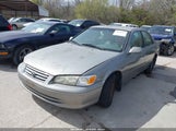 Toyota Camry Le JT2BG22K5Y0397711 photo
