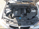 BMW 328Xi WBAVC73508KP37404 снимка