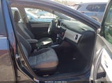 Toyota Corolla Le 2T1BURHE5JC062874 снимка