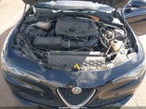 Alfa Romeo Giulia Ti Lusso Awd ZARFAEEN4J7571532 fotografie