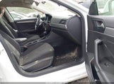Volkswagen Jetta 1.4T R-Line/1.4T S/1.4T Se 3VWCB7BU2KM130424 fotografie