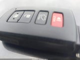 Toyota Rav4 Xle JTMRFREV2JJ724623 снимка