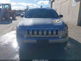 Jeep Cherokee Sport 1C4PJMAB4HW581093 снимка