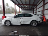 Toyota Camry Le 4T1C11AK9NU635410 photo