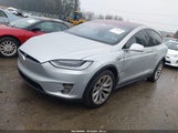 Tesla Model X 60D/70D/75D/90D/P100D 5YJXCBE2XGF005116 снимка