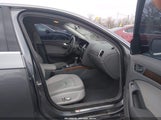Audi A4 2.0T Premium WAUFFAFL7GA010977 fotografie