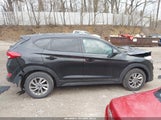 Hyundai Tucson Se KM8J2CA45JU821411 снимка