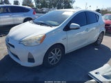 Toyota Prius C Three JTDKDTB39D1035271 снимка