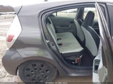 Toyota Prius C One JTDKDTB37D1032143 снимка