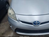 Toyota Prius Two JTDKN3DU5D5687235 снимка