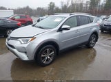 Toyota Rav4 Xle JTMRFREV2JD227201 снимка