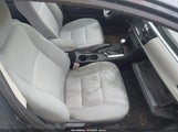 Toyota Corolla Le 2T1BURHE6EC052750 снимка