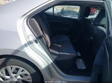 Toyota Corolla Le 5YFBURHE7JP788851 снимка