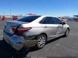 Toyota Camry Le 4T4BF1FK8FR476960 снимка